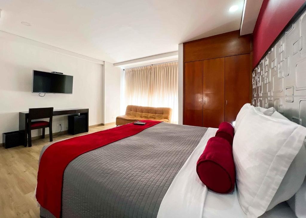 Hotel Florencia Plaza  Rooms  Rooms Image 1 1   Copy